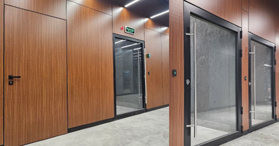 Новинка: скрытые двери с приварными петлями